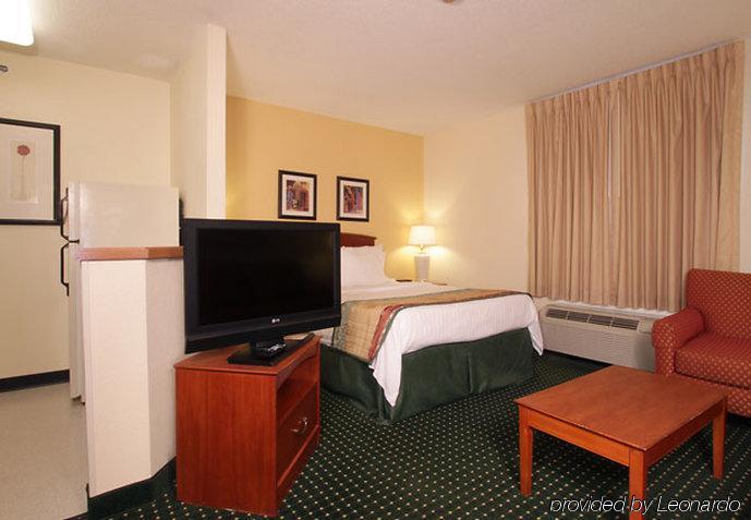 Hawthorn Suites By Wyndham Louisville North Jeffersonville Ruang foto